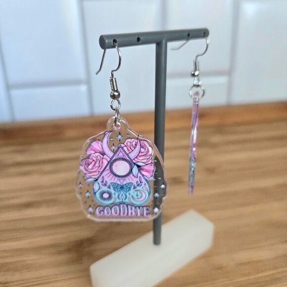 ​Spooky Cute Pastel Goth Ouija Planchette Earrings - Picture 2 of 5